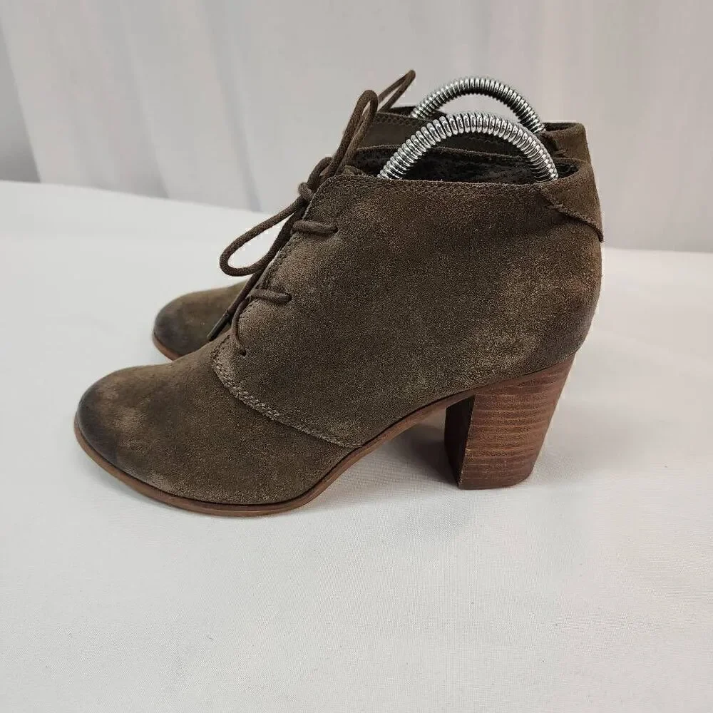Toms Size 9 Lunata Tarmac Gray Suede Lace-Up Distressed High Heel Boots shoes Wo